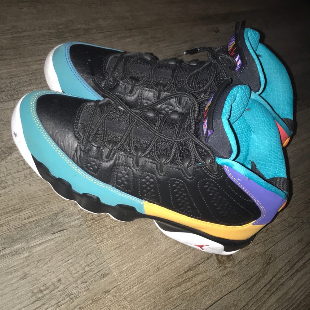 Jordan 9 - Picture 3 of 4